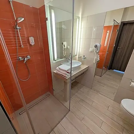 Arkadia Jelcz-Laskowice