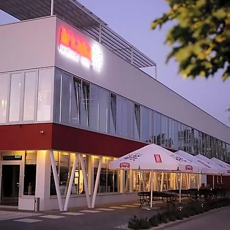 Arkadia Hotel